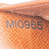 Louis Vuitton Canvas Monogram Sarah Wallet