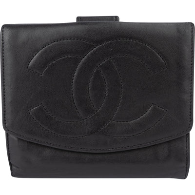 Chanel Lambskin CC Wallet - vintageandkickz
