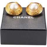 Chanel Golden Pearls Earclips