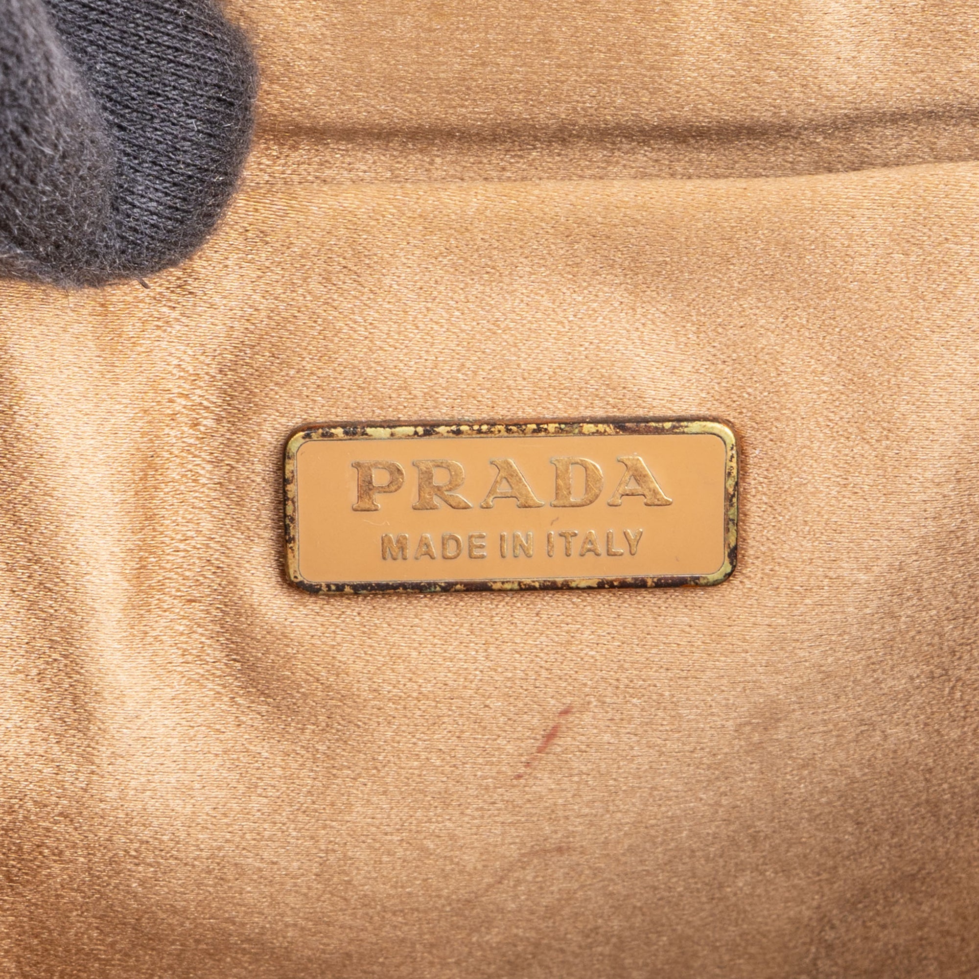 Prada Mini Handbag - vintageandkickz