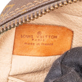 Louis Vuitton Canvas Monogram Trousse Toilette 23 Clutch