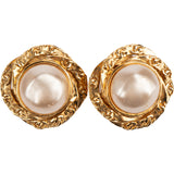 Chanel Golden CC Pearl Earclips