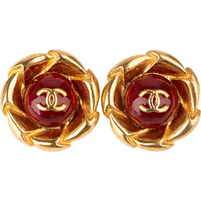 Chanel Golden CC Earclips - vintageandkickz