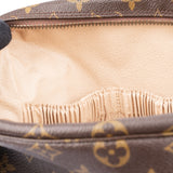 Louis Vuitton Canvas Monogram Trousse Toilette 28 Clutch