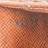 Louis Vuitton Canvas Monogram Sarah Wallet