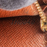 Louis Vuitton Canvas Monogram Sarah Wallet