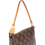 Louis Vuitton Canvas Monogram Pochette Accessoire Handbag