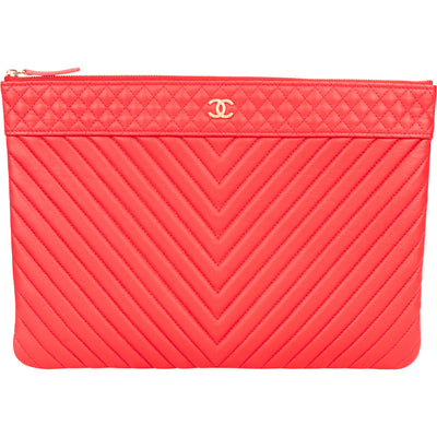 Chanel Rouge Quilted Caviar Leather CC Clutch