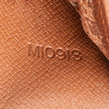 Louis Vuitton Canvas Monogram Sarah Wallet