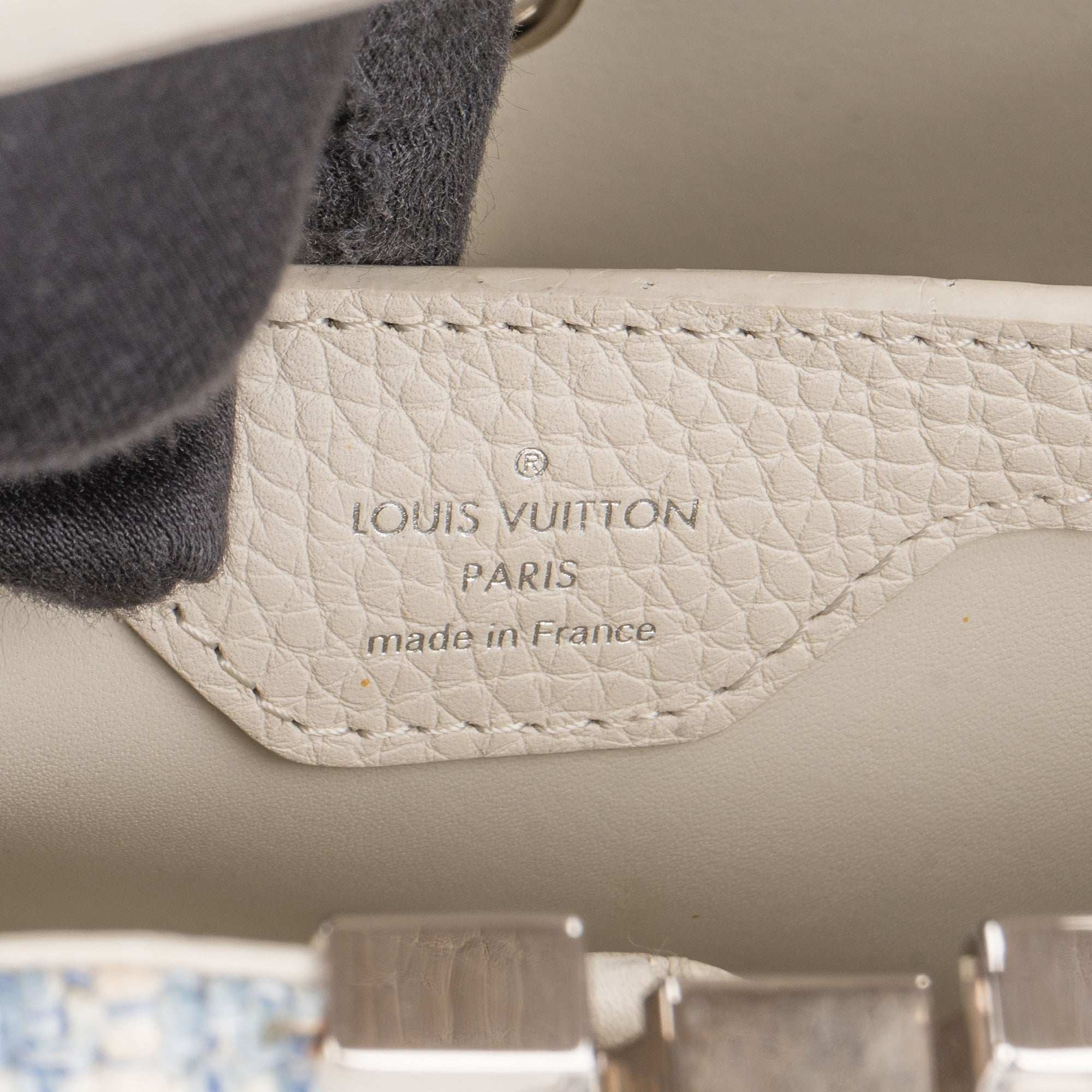 Louis Vuitton Bleu Blanco Tweed Capucines BB Handbag - vintageandkickz