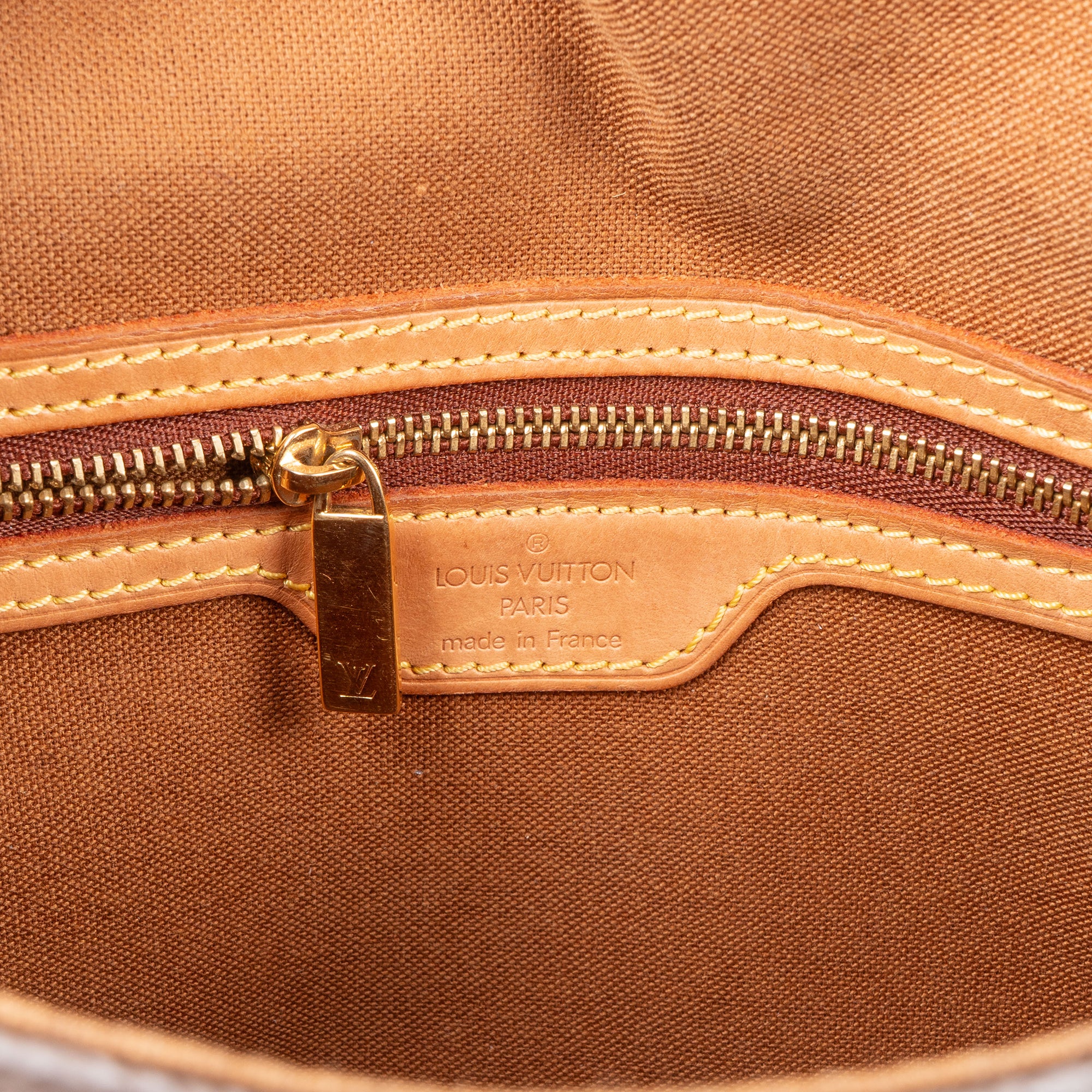 Louis Vuitton Canvas Monogram Looping PM Shoulder Bag - vintageandkickz