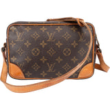 Louis Vuitton Canvas Monogram Trocadero 23 Crossbody Bag