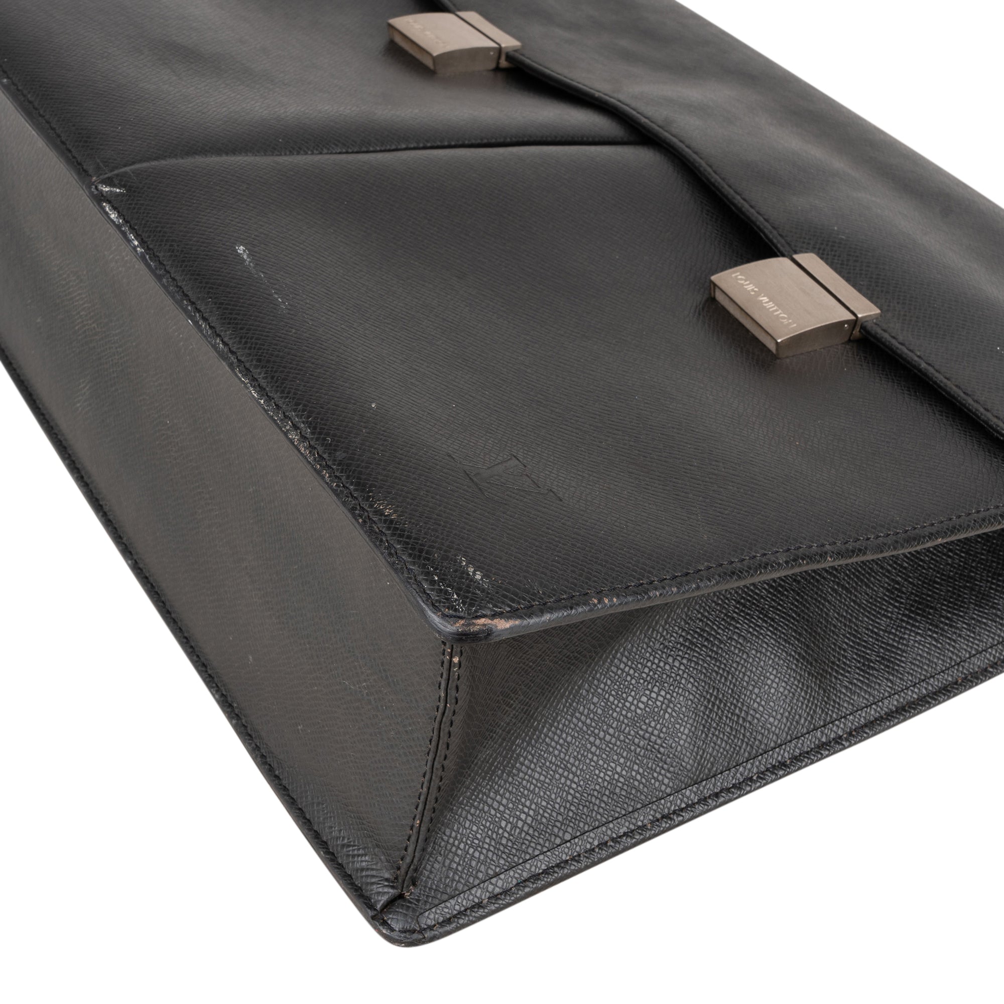 Louis Vuitton Taiga Leather Serviette Kazan Business Handbag - vintageandkickz