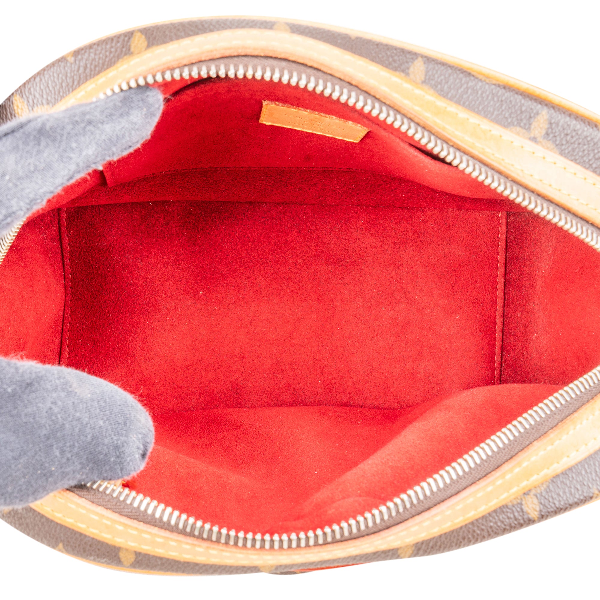 Louis Vuitton Canvas Monogram Clara Handbag - vintageandkickz