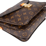 Louis Vuitton Monogram Canvas Métis Handbag