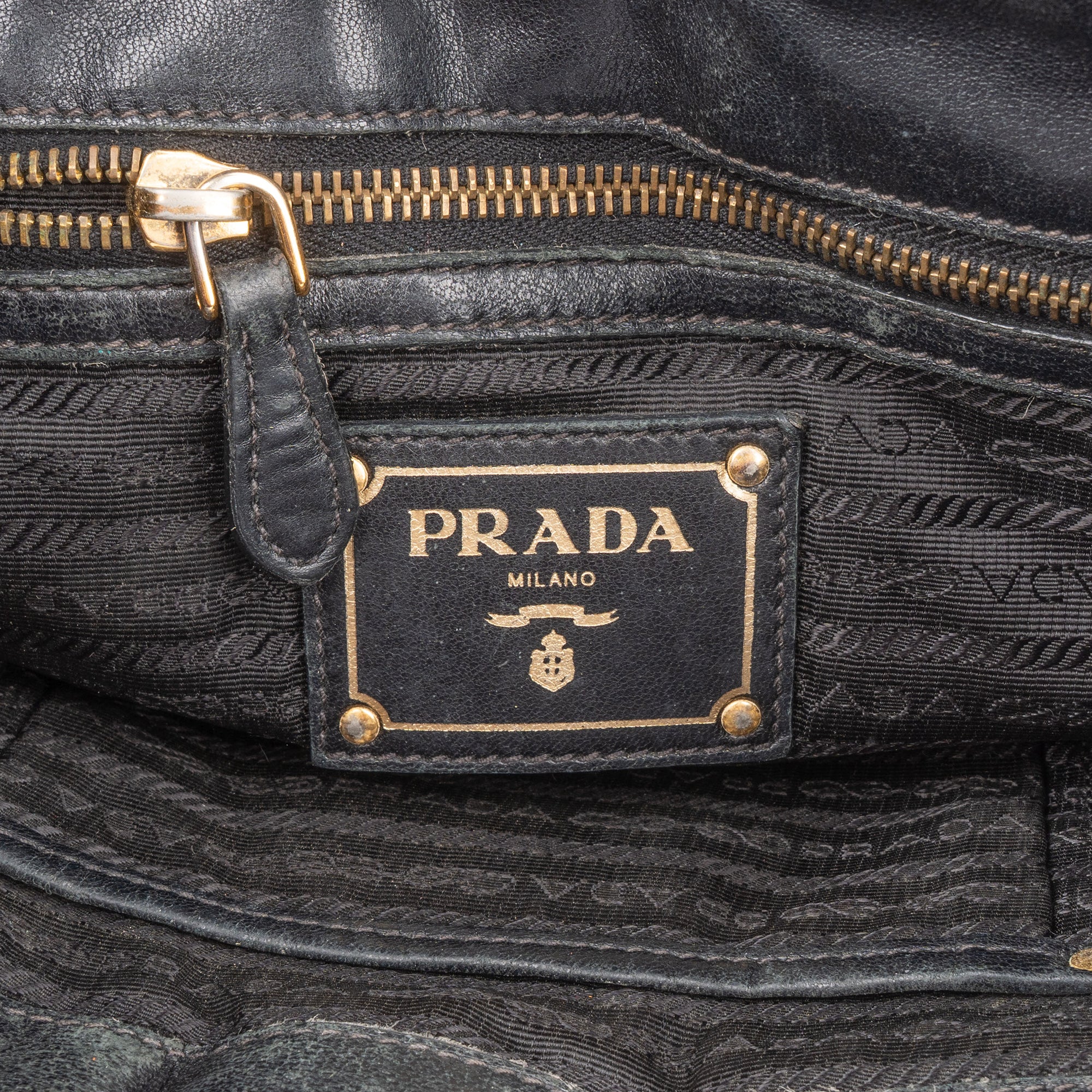 Prada Quilted Nylon Handbag - vintageandkickz