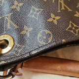 Louis Vuitton Canvas Monogram Artsy MM Handbag