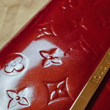 Louis Vuitton Pomme D´Amour Vernis Monogram Rossmore MM Shoulder Bag